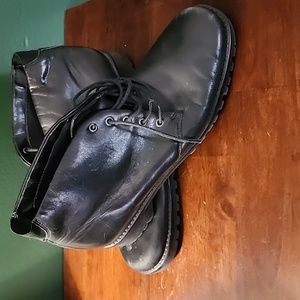Covington black leather ankle boots